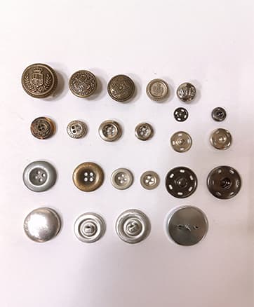 Sewing Buttons / Fasteners